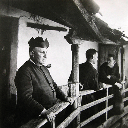 Fotografía pertencente á serie que José Suárez fixo sobre a romaría de San Vitoiro en Allariz. ca. 1932